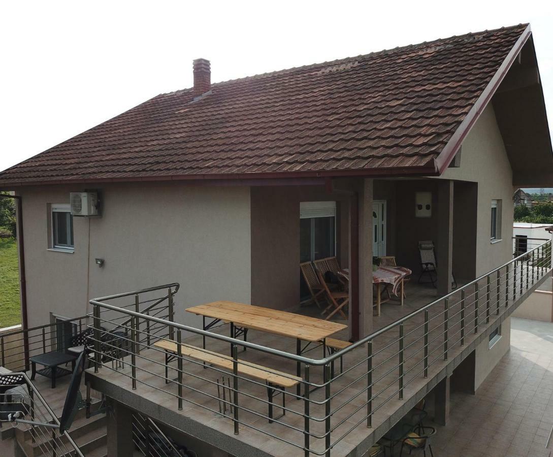 Eko Apartmani Krackovic Golubovci Kültér fotó