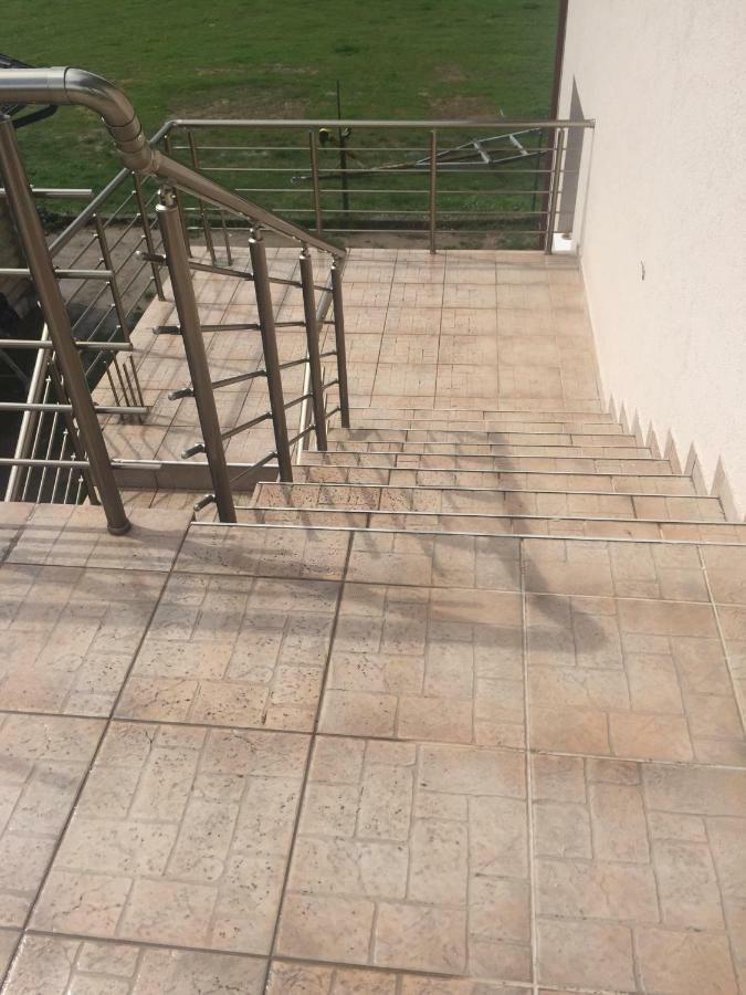 Eko Apartmani Krackovic Golubovci Kültér fotó