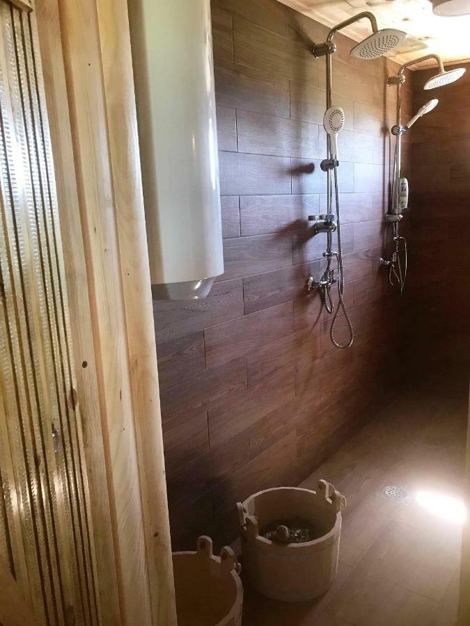 Eko Apartmani Krackovic Golubovci Kültér fotó