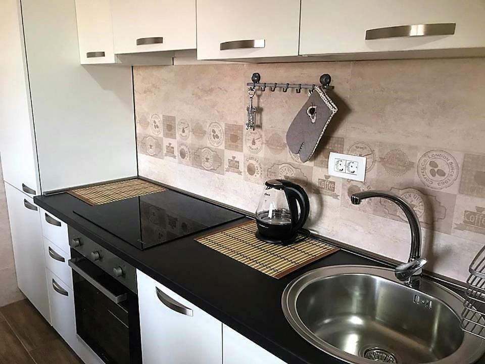 Eko Apartmani Krackovic Golubovci Kültér fotó
